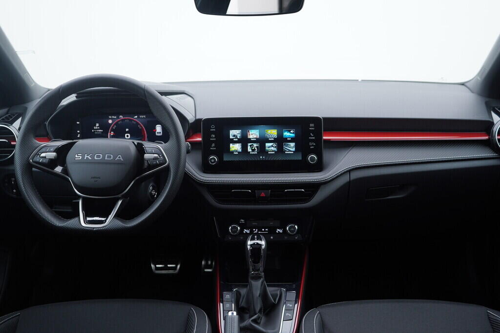 OV190V10510_25.webp_FABIA Monte Carlo 1.0 TSI 85 kW automat, DPH