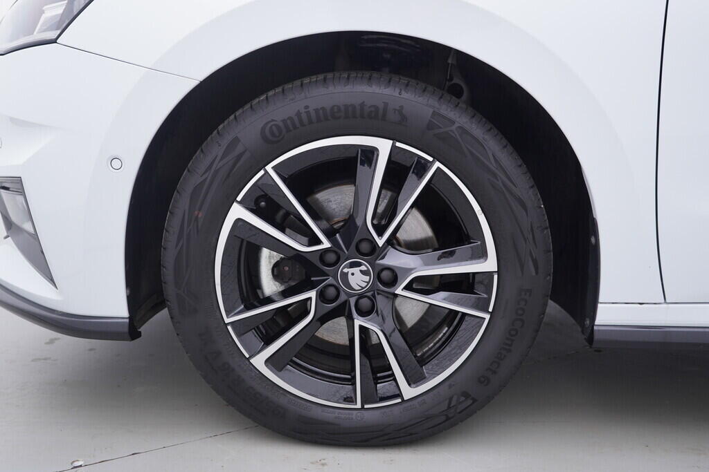 OV190V10510_38.webp_FABIA Monte Carlo 1.0 TSI 85 kW automat, DPH