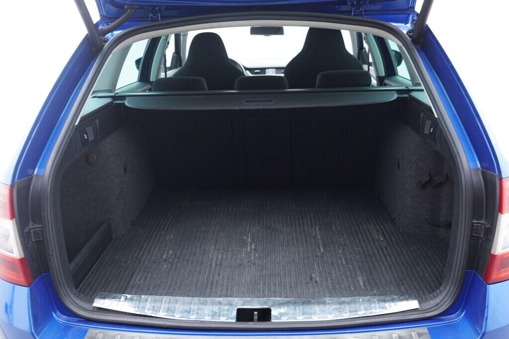 OV190V10511_36.webp_OCTAVIA Style 1.4 TSI CNG 81 kW manuál, DPH