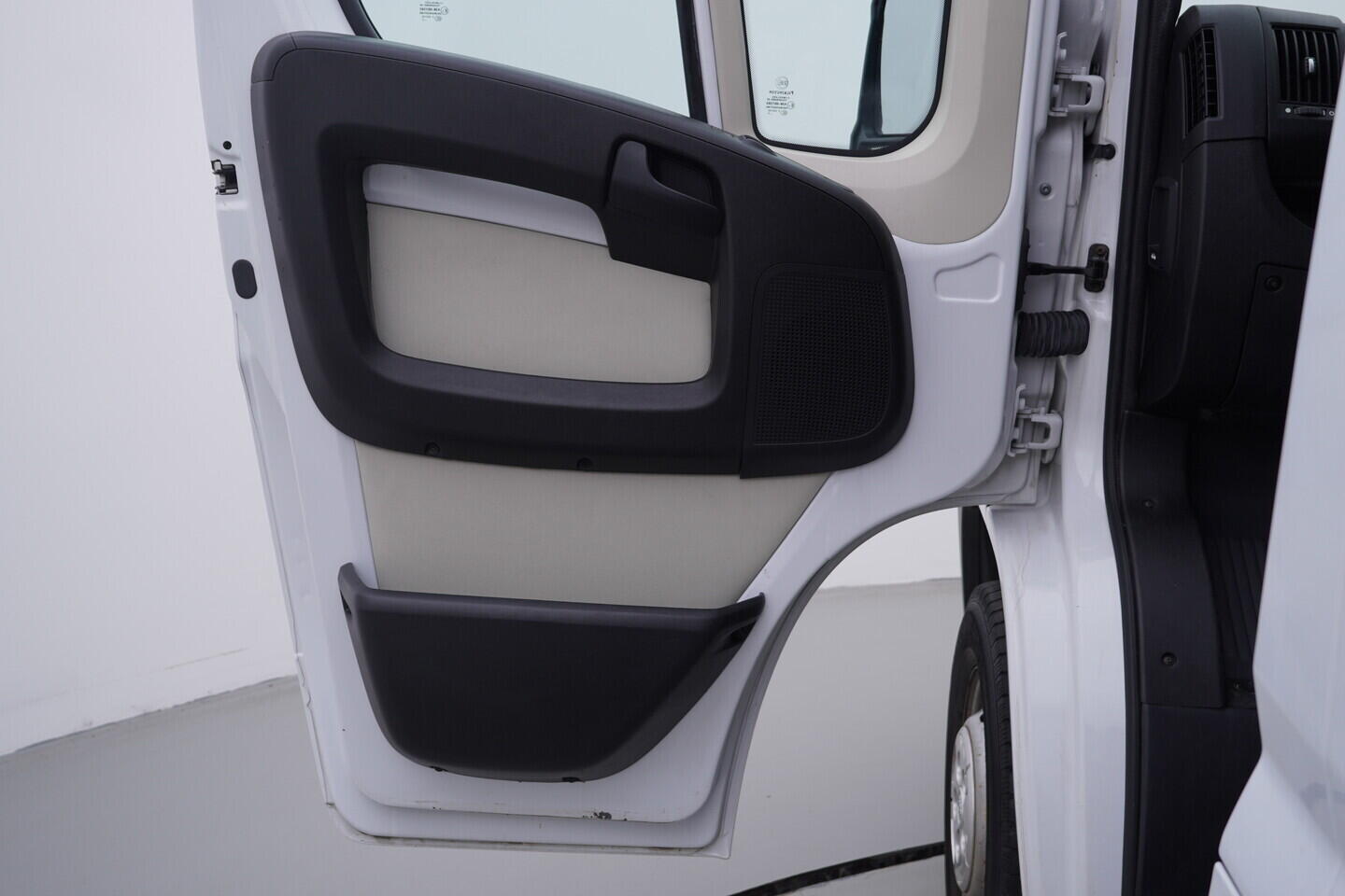OV190V10512_19.webp_DUCATO  2.3 TDI 110 kW manuál