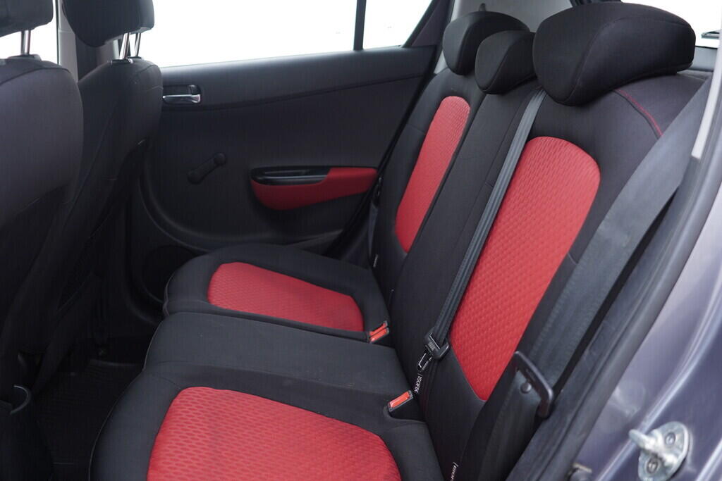 OV190V10514_31.webp_I20 Comforr 1.2 GDi 57 kW manuál