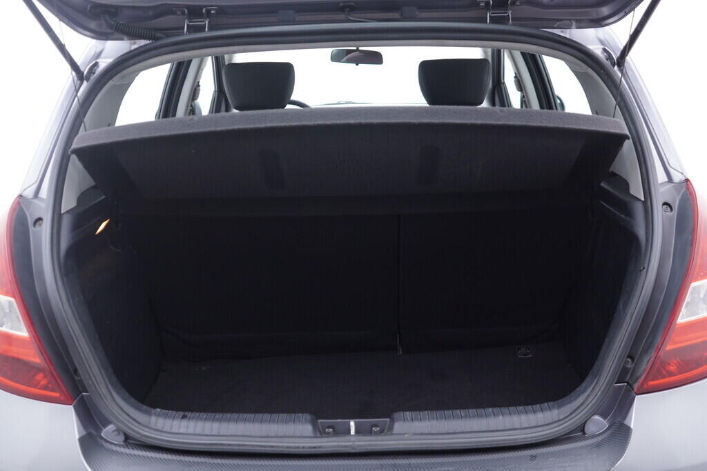 OV190V10514_32.webp_I20 Comforr 1.2 GDi 57 kW manuál