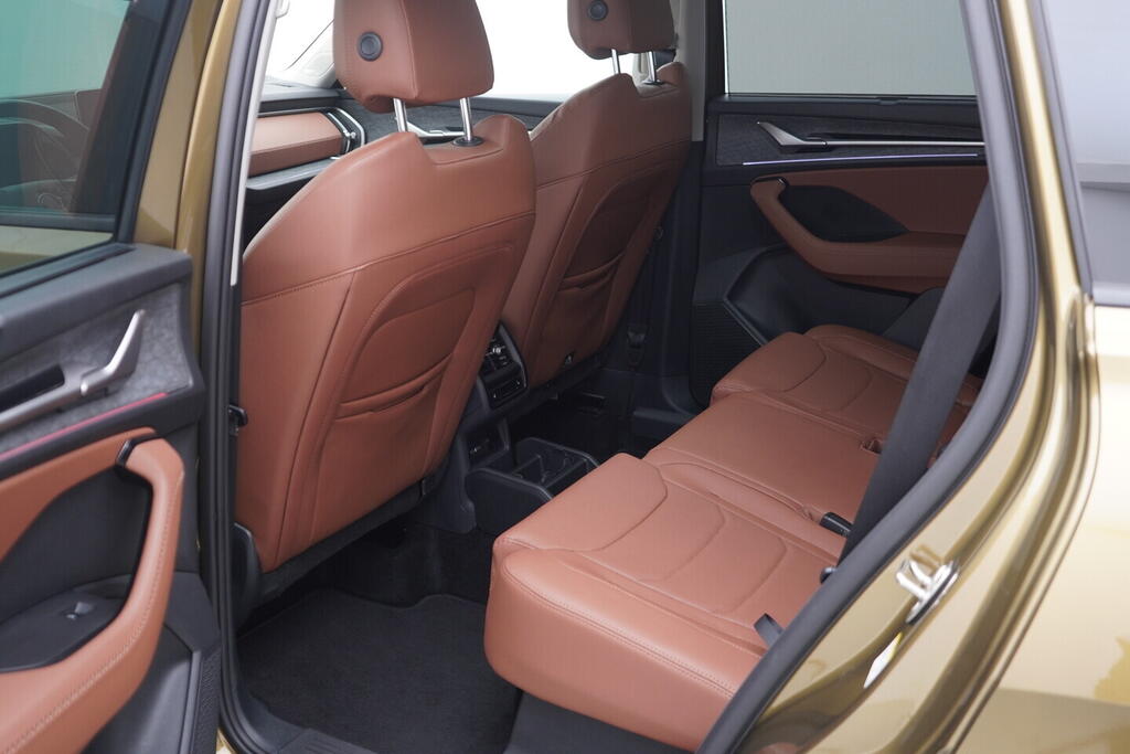 OV190V10516_24.webp_KODIAQ Selection 2.0 TDI 142 kW automat, DPH