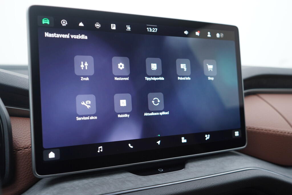 OV190V10516_37.webp_KODIAQ Selection 2.0 TDI 142 kW automat, DPH