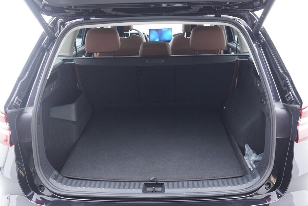 OV190V10517_45.webp_KODIAQ Selection 2.0 TDI 142 kW automat, DPH