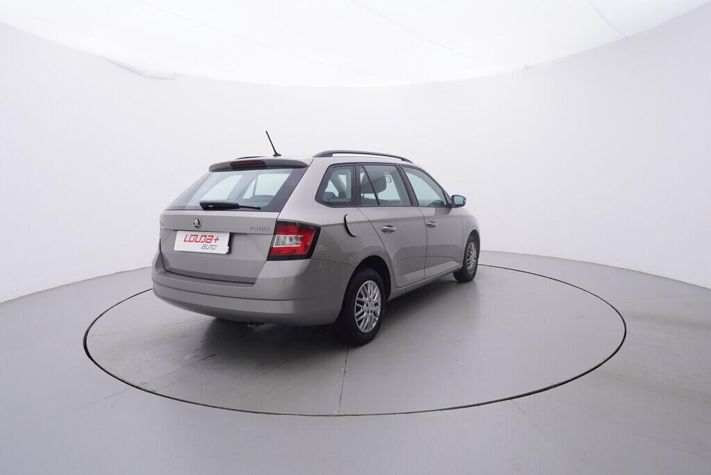 OV190V10518_14.webp_FABIA Ambition 1.2 TSI 66 kW manuál