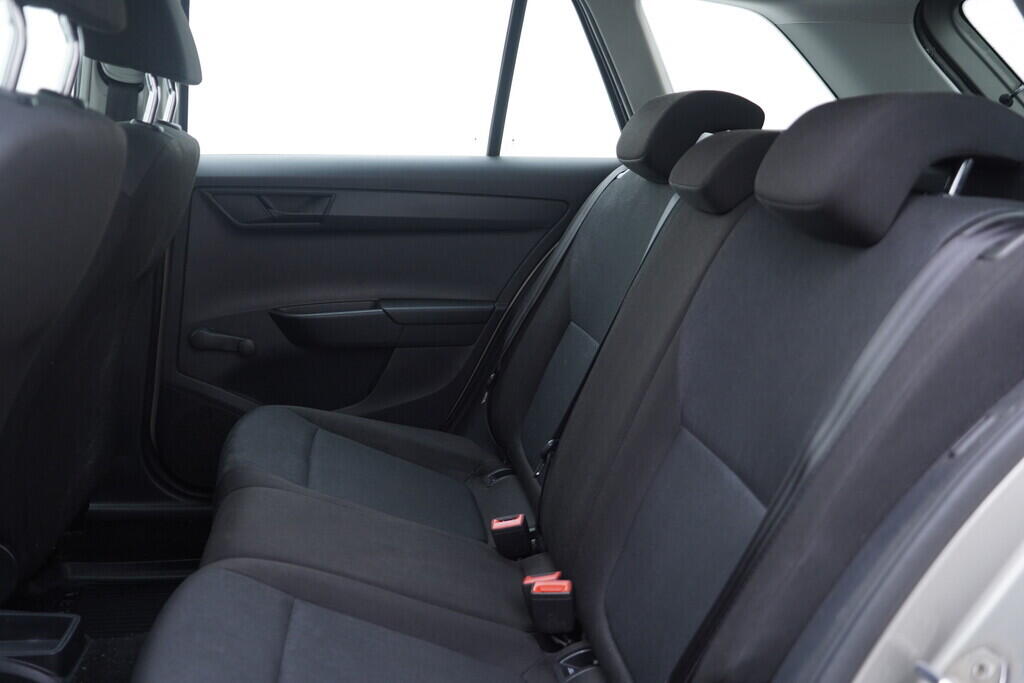 OV190V10518_23.webp_FABIA Ambition 1.2 TSI 66 kW manuál