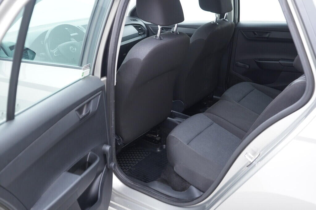 OV190V10518_24.webp_FABIA Ambition 1.2 TSI 66 kW manuál