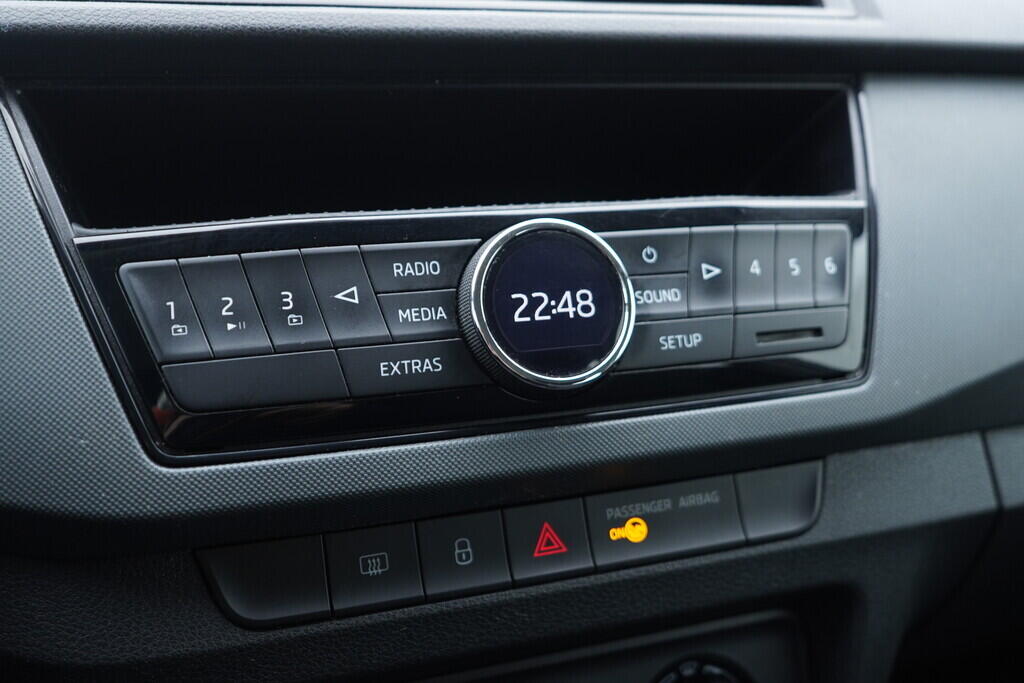 OV190V10518_29.webp_FABIA Ambition 1.2 TSI 66 kW manuál