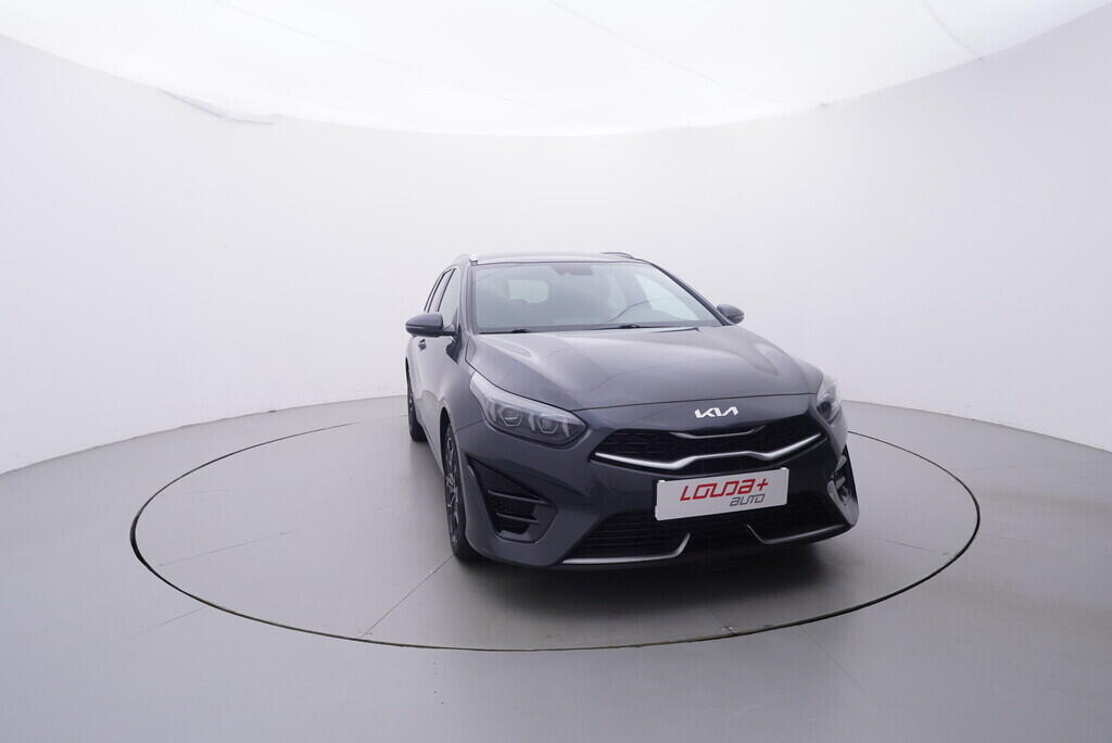 OV190V10519_17.webp_CEED  1.5 T-GDi 117 kW manuál