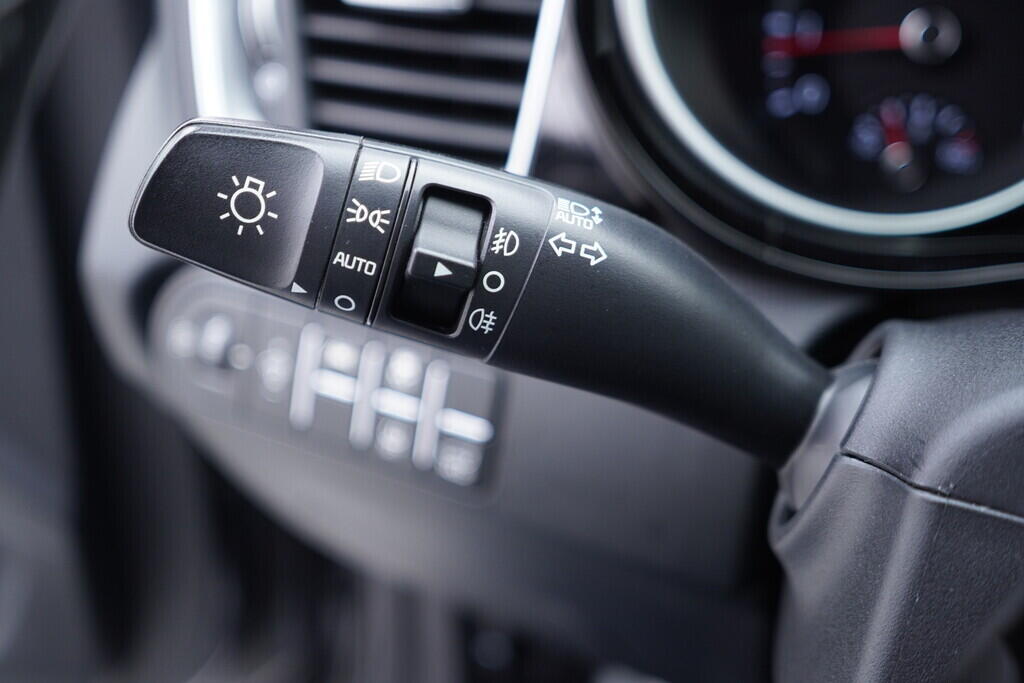 OV190V10519_25.webp_CEED  1.5 T-GDi 117 kW manuál