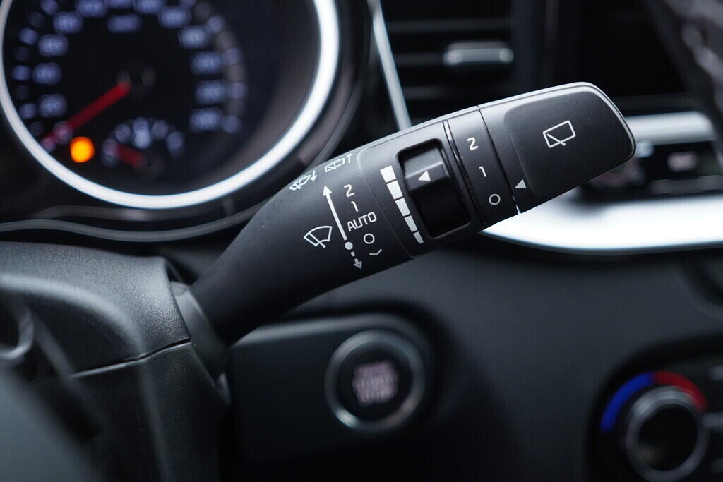 OV190V10519_26.webp_CEED  1.5 T-GDi 117 kW manuál