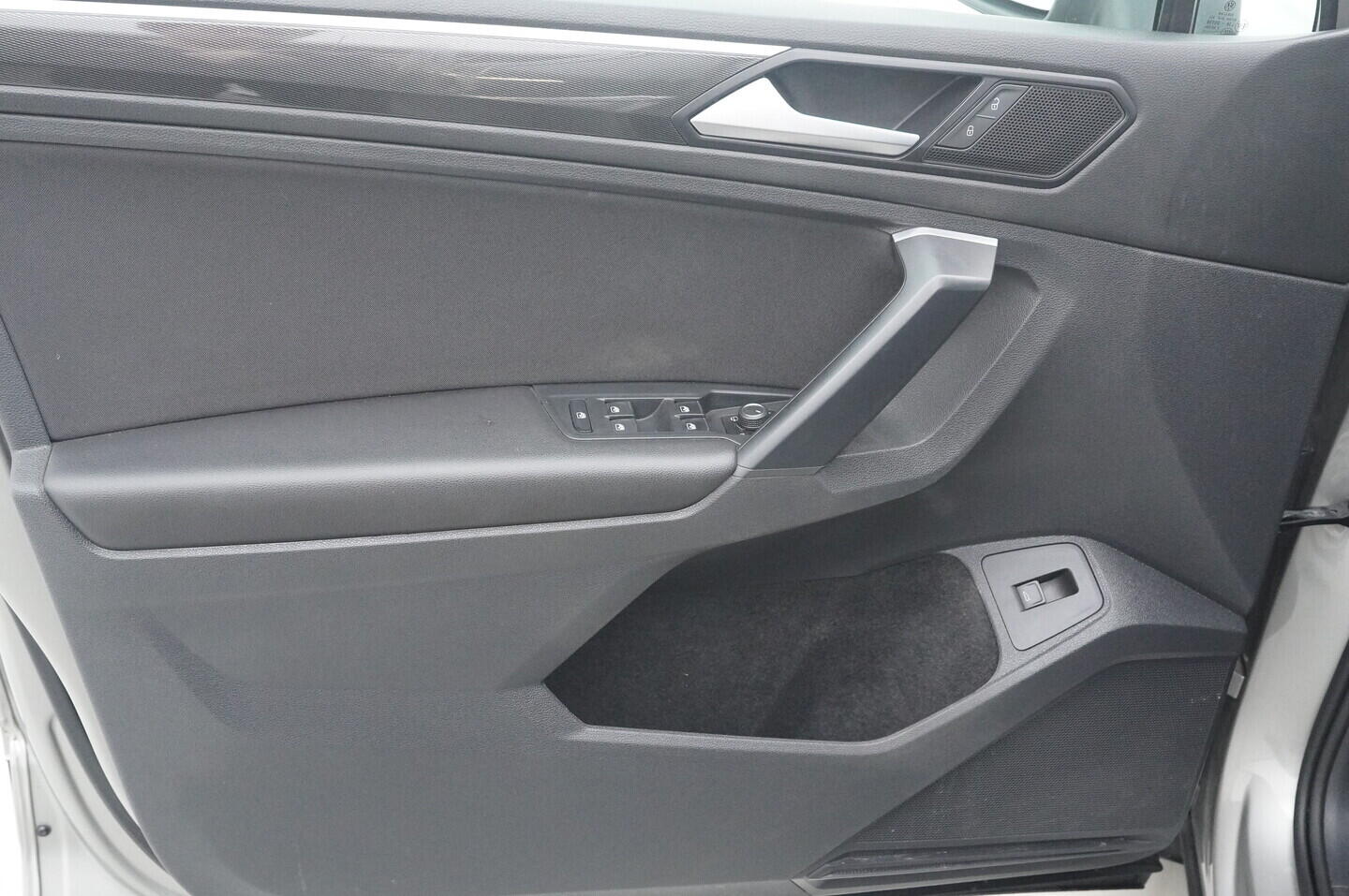 OV190V10521_19.webp_TIGUAN HIGHLINE 2.0 TDI 140 kW automat, DPH