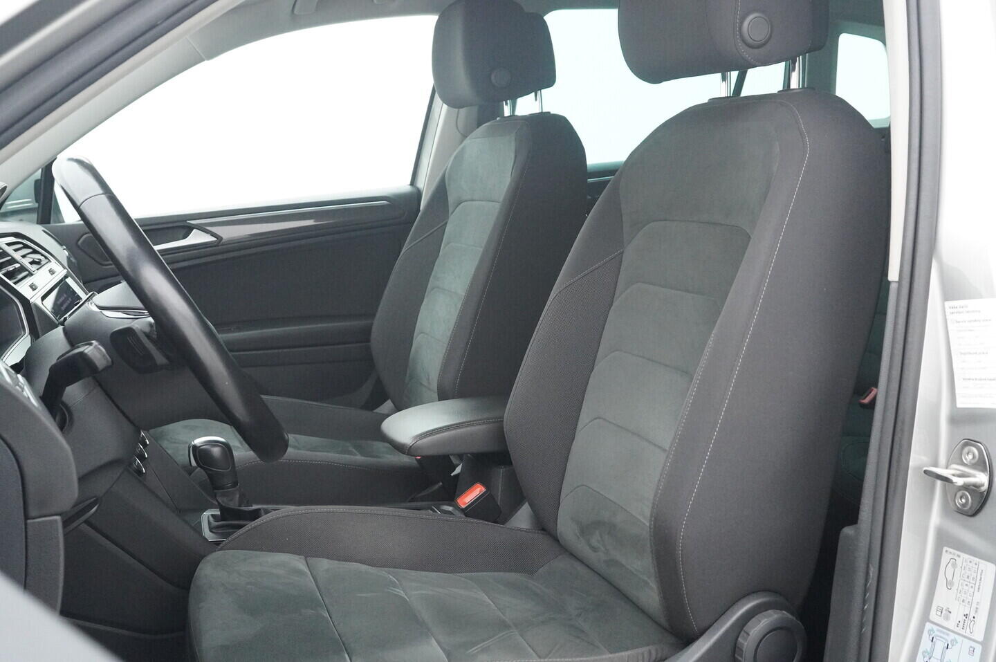 OV190V10521_25.webp_TIGUAN HIGHLINE 2.0 TDI 140 kW automat, DPH