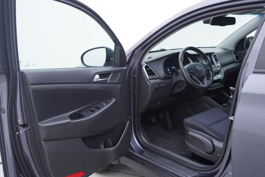 OV190V10522_18.webp_TUCSON Style 1.7 CRDI 85 kW manuál