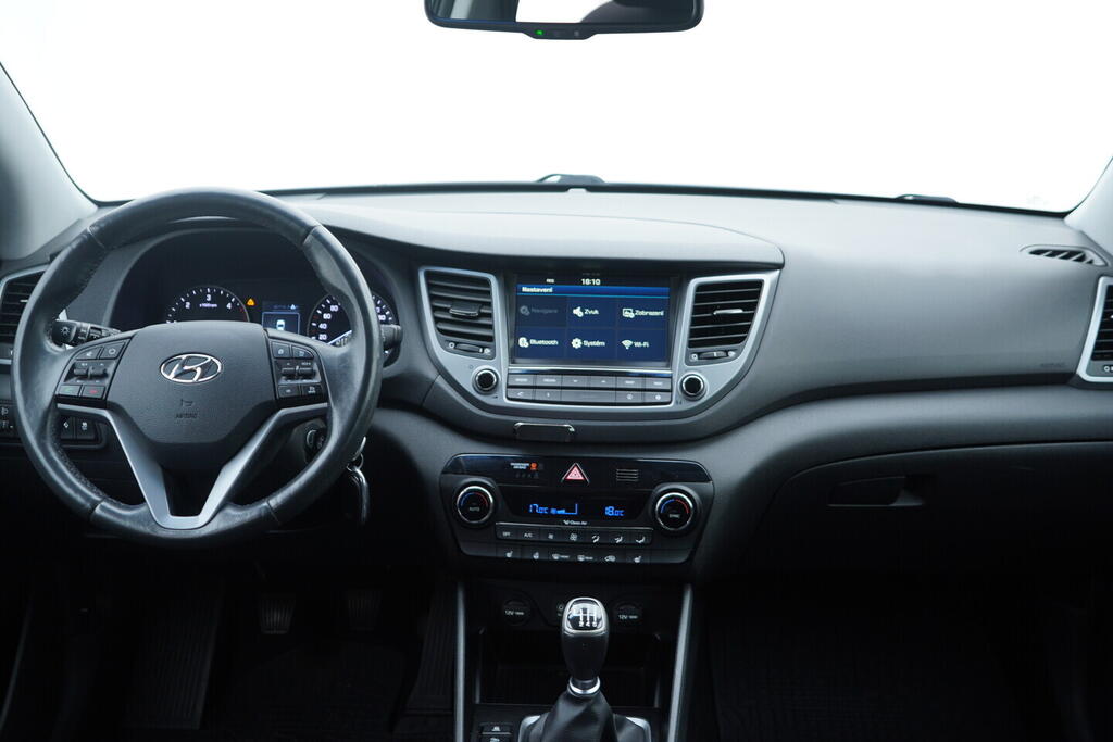 OV190V10522_25.webp_TUCSON Style 1.7 CRDI 85 kW manuál