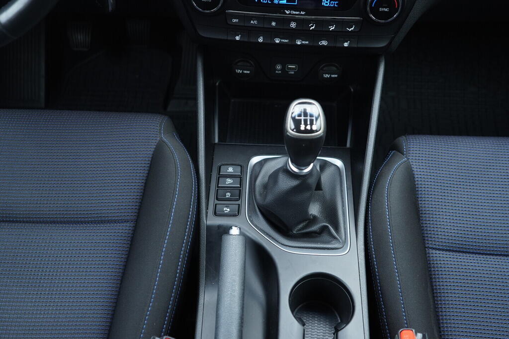 OV190V10522_31.webp_TUCSON Style 1.7 CRDI 85 kW manuál