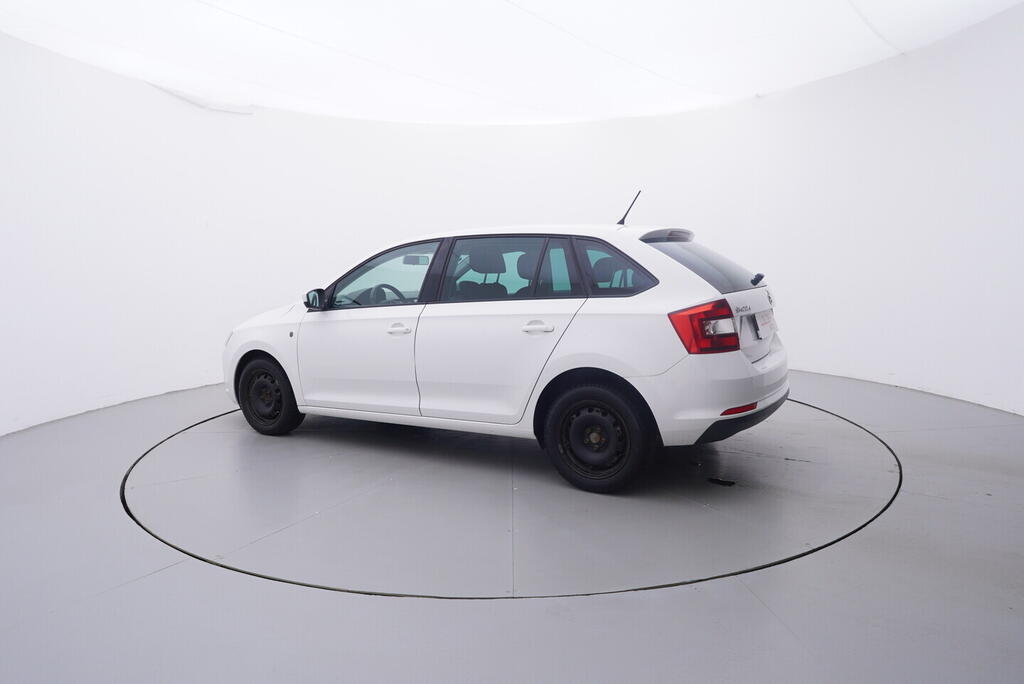 OV190V10524_12.webp_RAPID Ambition 1.2 TSI 63 kW manuál, DPH