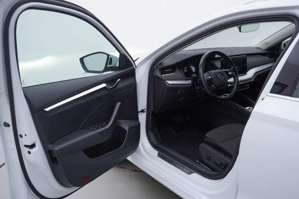 OV190V10526_18.webp_OCTAVIA Style 1.5 TSI 110 kW automat, DPH