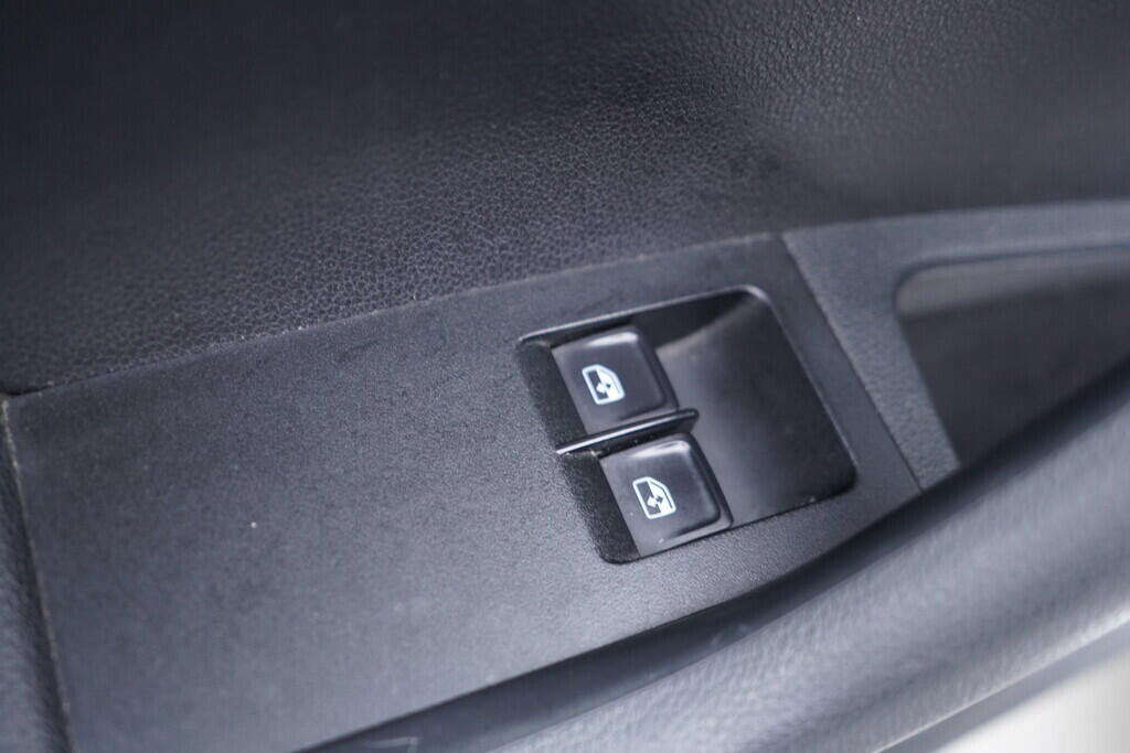 OV190V10527_21.webp_OCTAVIA Ambition 1.6 TDI 81 kW manuál, DPH