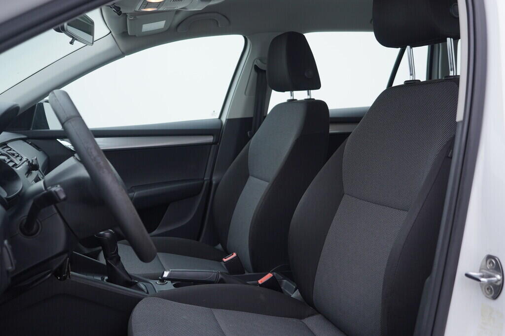 OV190V10527_22.webp_OCTAVIA Ambition 1.6 TDI 81 kW manuál, DPH