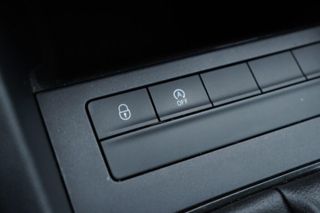 OV190V10527_31.webp_OCTAVIA Ambition 1.6 TDI 81 kW manuál, DPH