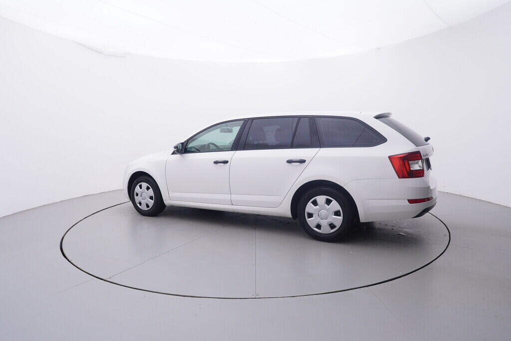 OV190V10528_12.webp_OCTAVIA Ambition 1.6 TDI 81 kW manuál, DPH