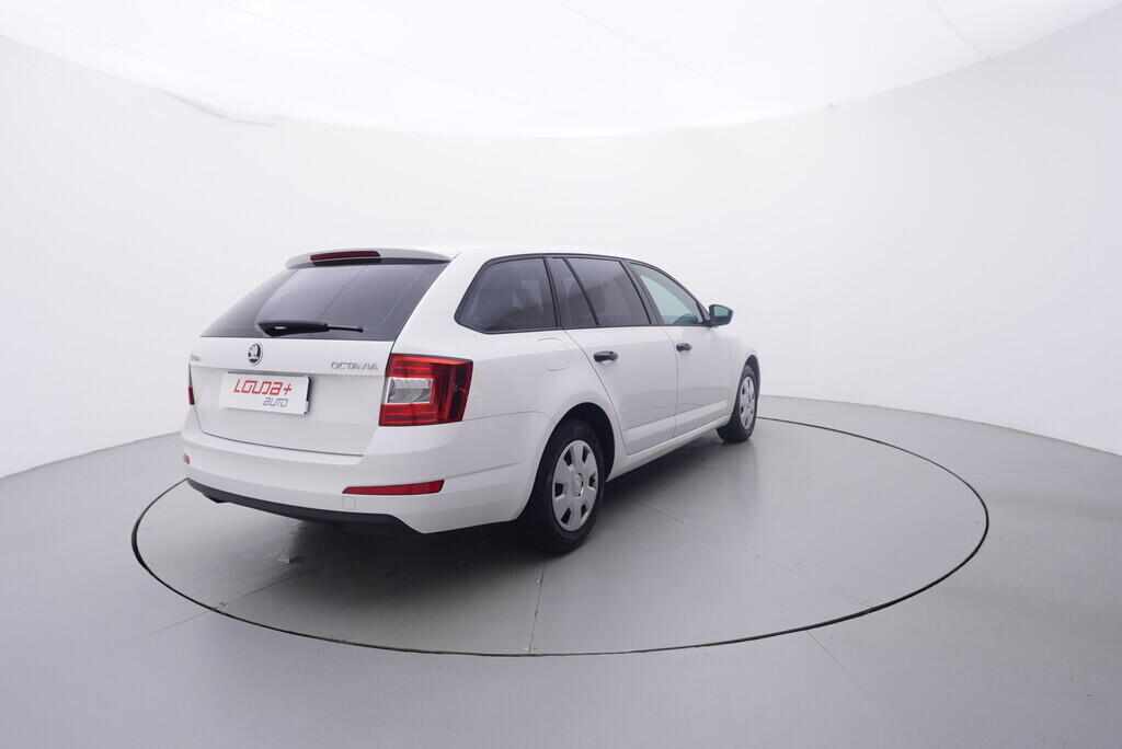 OV190V10528_14.webp_OCTAVIA Ambition 1.6 TDI 81 kW manuál, DPH