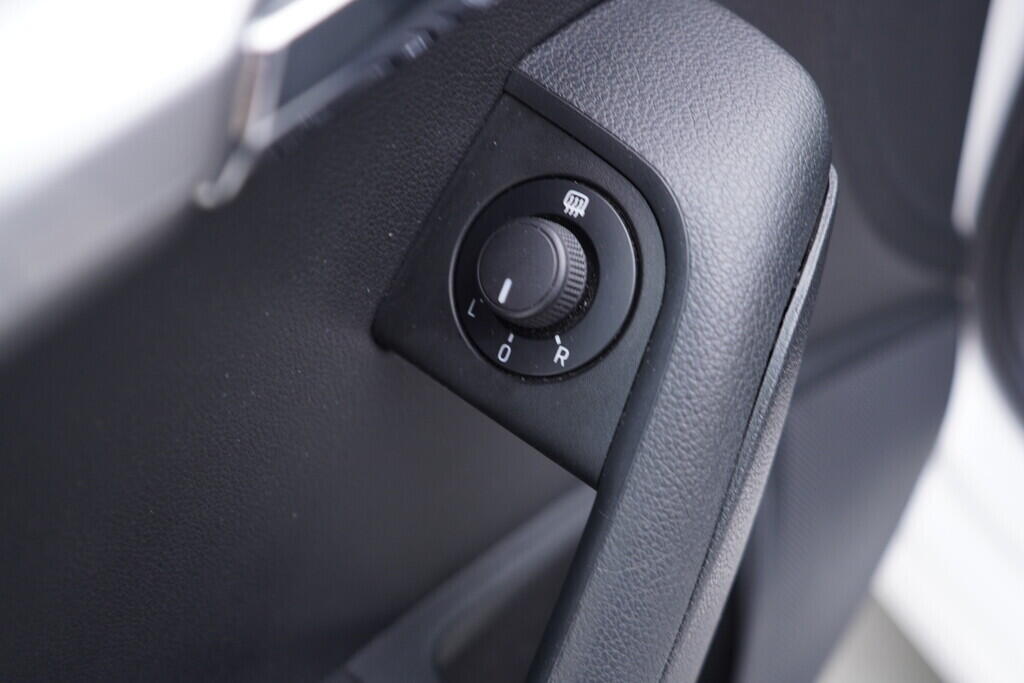 OV190V10528_20.webp_OCTAVIA Ambition 1.6 TDI 81 kW manuál, DPH