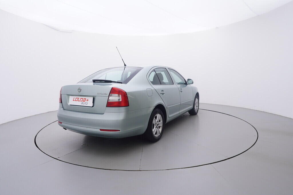 OV190V10535_14.webp_OCTAVIA Ambition 1.2 TSI 77 kW manuál