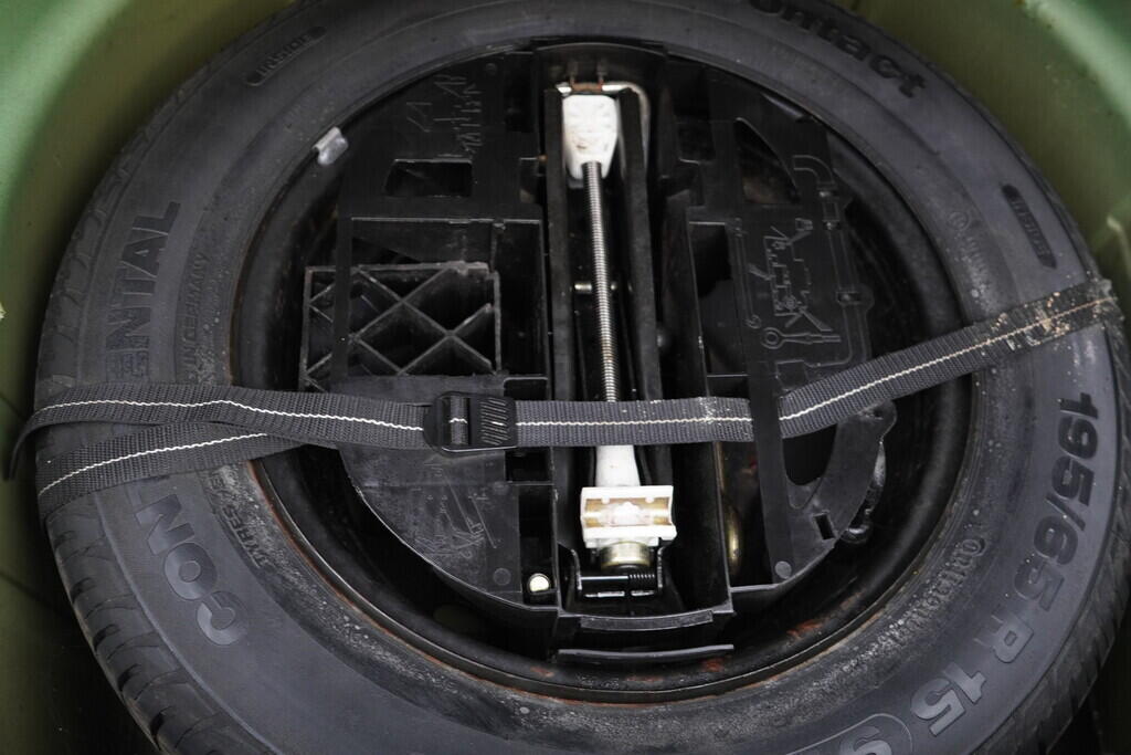 OV190V10536_34.webp_307  1.6 VTi 80 kW manuál