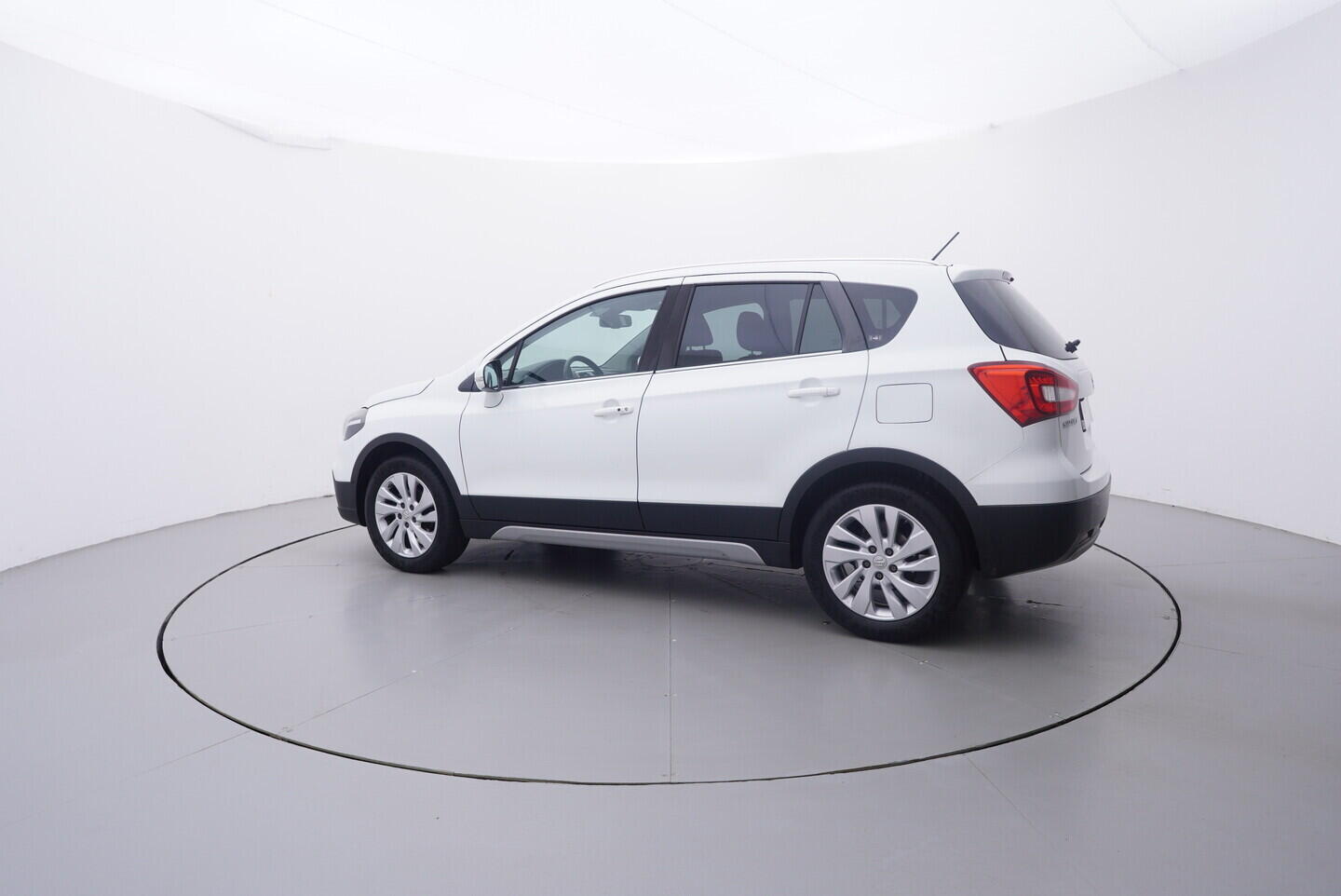 OV190V10538_12.webp_SX4  1.4  103 kW manuál