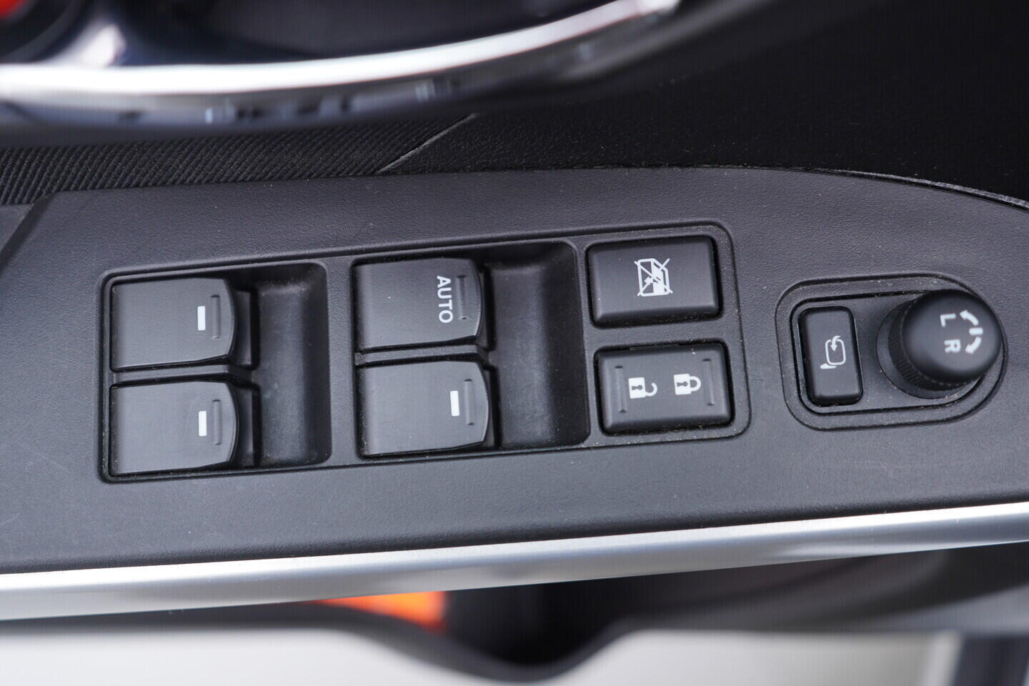 OV190V10538_20.webp_SX4  1.4  103 kW manuál