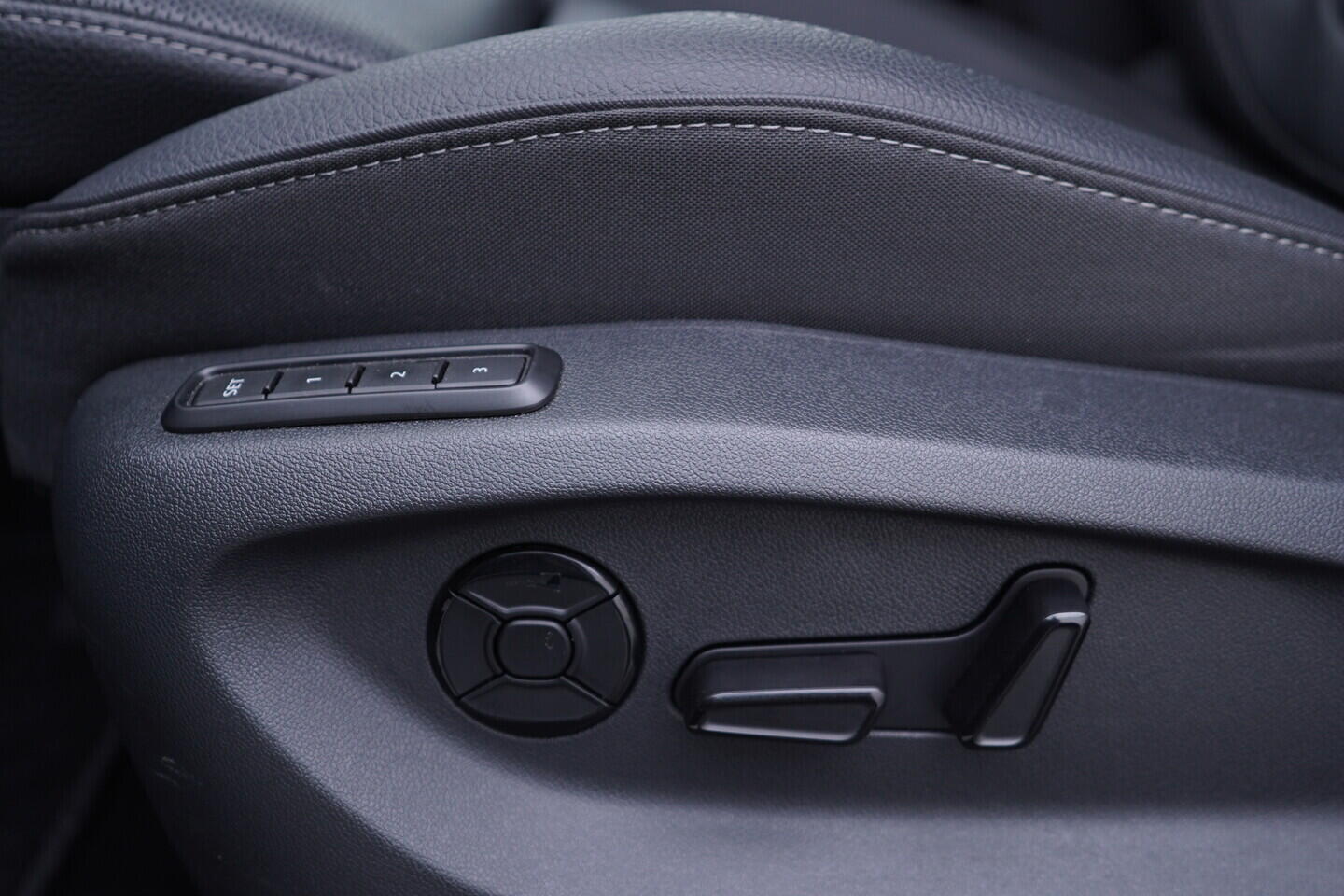 OV190V10539_23.webp_KODIAQ Selection 2.0 TDI 142 kW automat, DPH