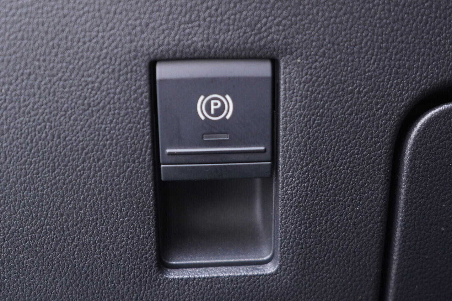 OV190V10539_38.webp_KODIAQ Selection 2.0 TDI 142 kW automat, DPH