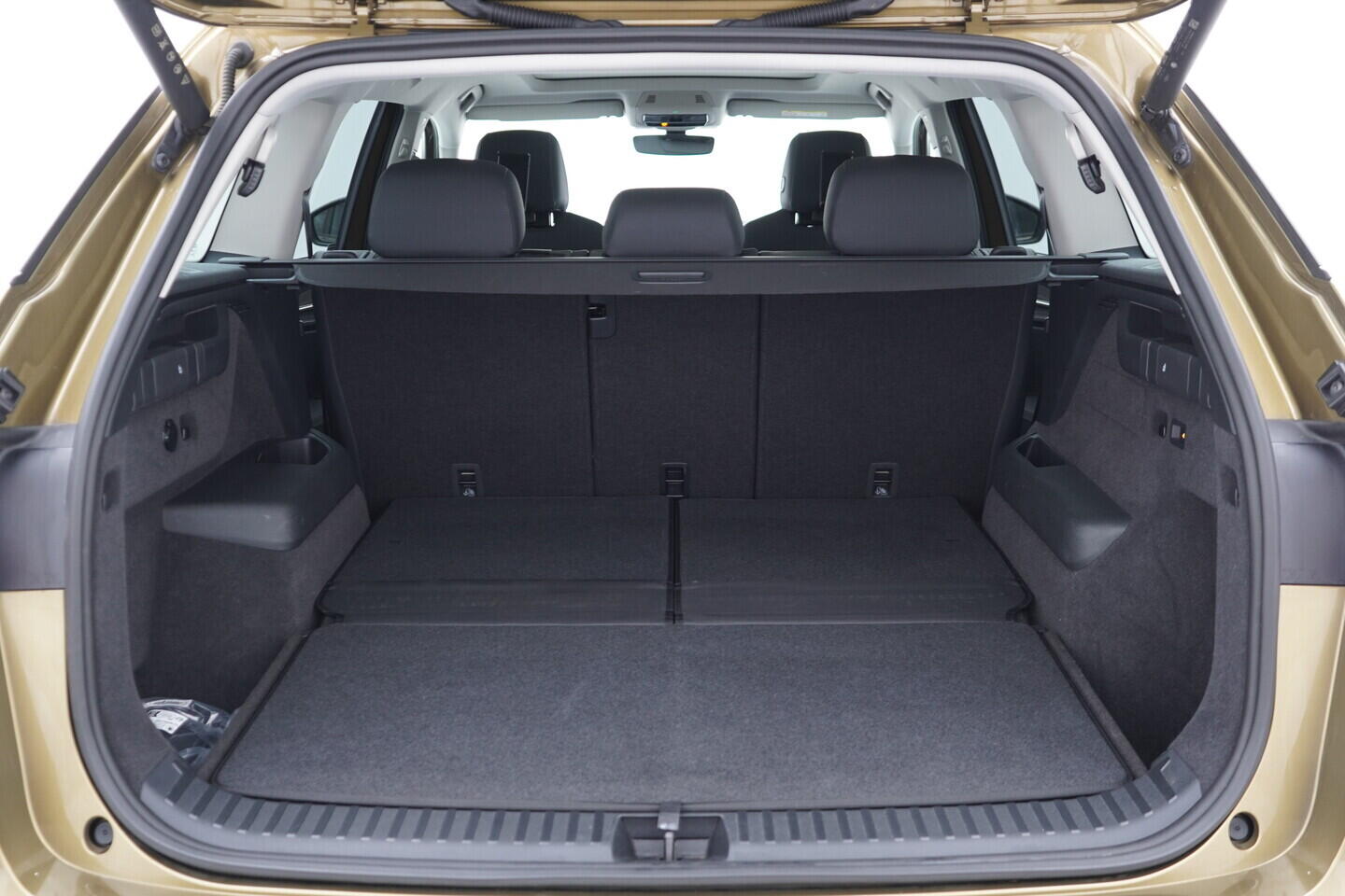 OV190V10539_43.webp_KODIAQ Selection 2.0 TDI 142 kW automat, DPH