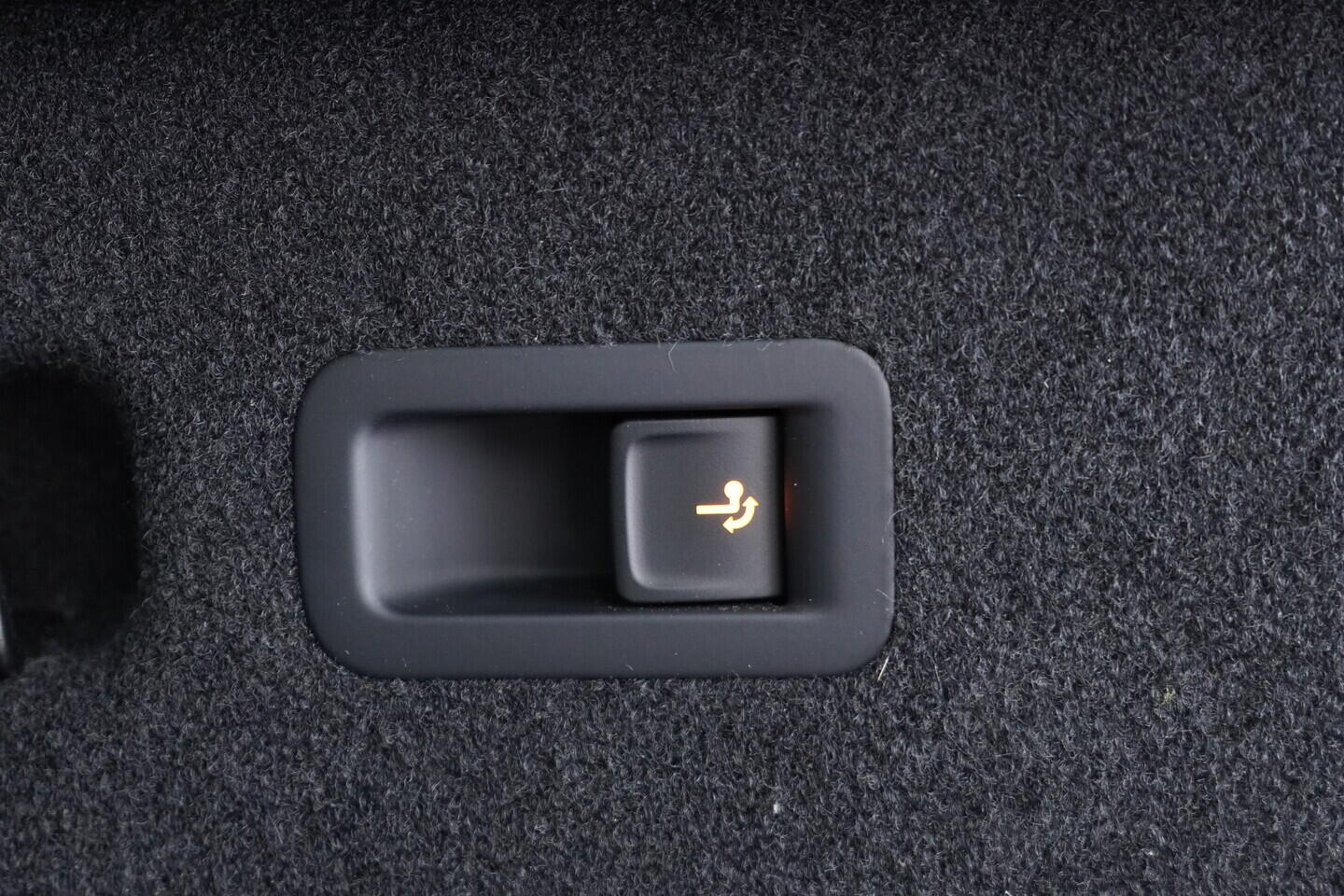 OV190V10539_44.webp_KODIAQ Selection 2.0 TDI 142 kW automat, DPH