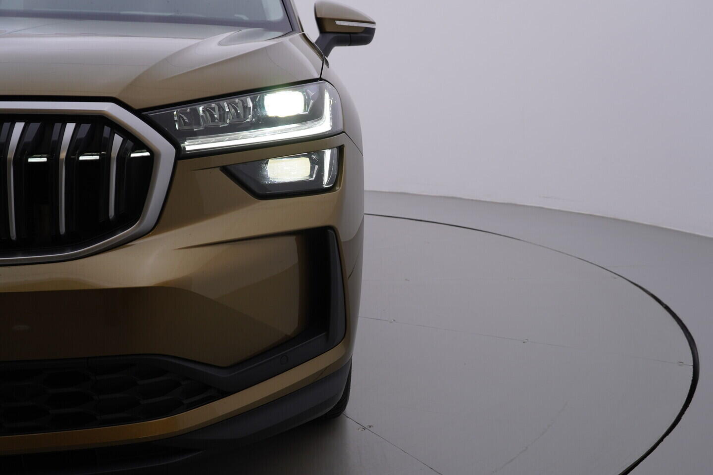 OV190V10539_52.webp_KODIAQ Selection 2.0 TDI 142 kW automat, DPH