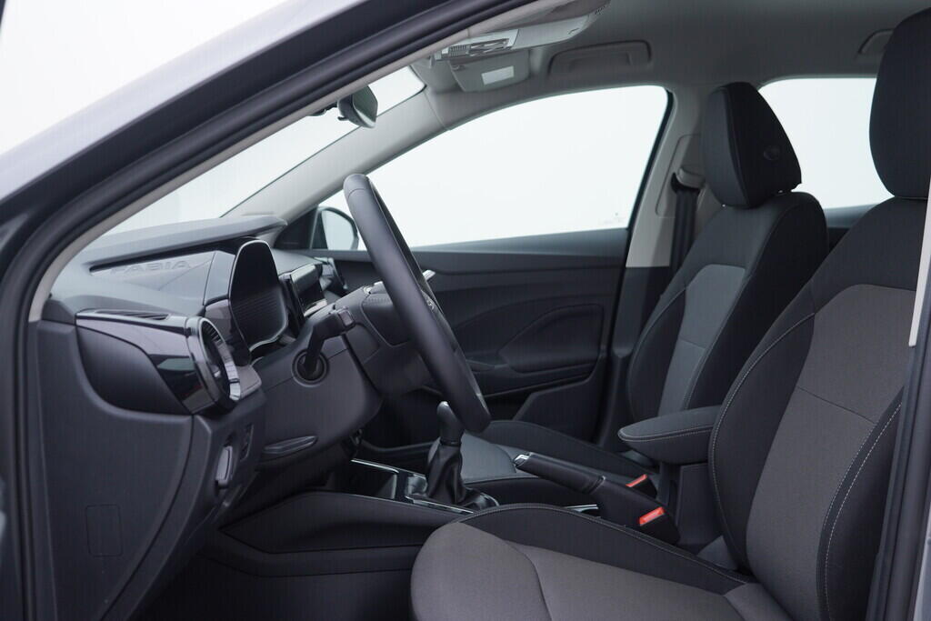 OV190V10540_22.webp_FABIA Selection 1.0 MPI 59 kW manuál, DPH