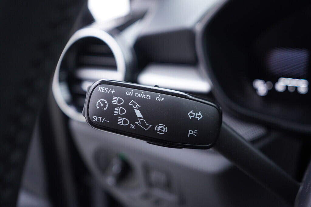 OV190V10540_23.webp_FABIA Selection 1.0 MPI 59 kW manuál, DPH