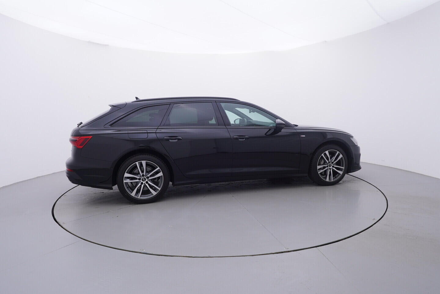 OV190V10543_15.webp_A6 AVANT S-Line 3.0 TDI 210 kW automat, DPH