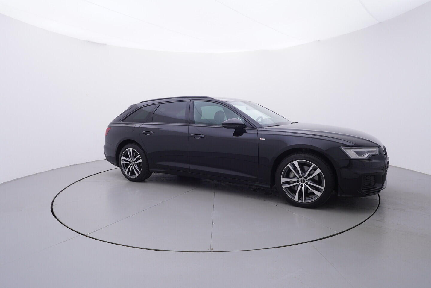 OV190V10543_16.webp_A6 AVANT S-Line 3.0 TDI 210 kW automat, DPH