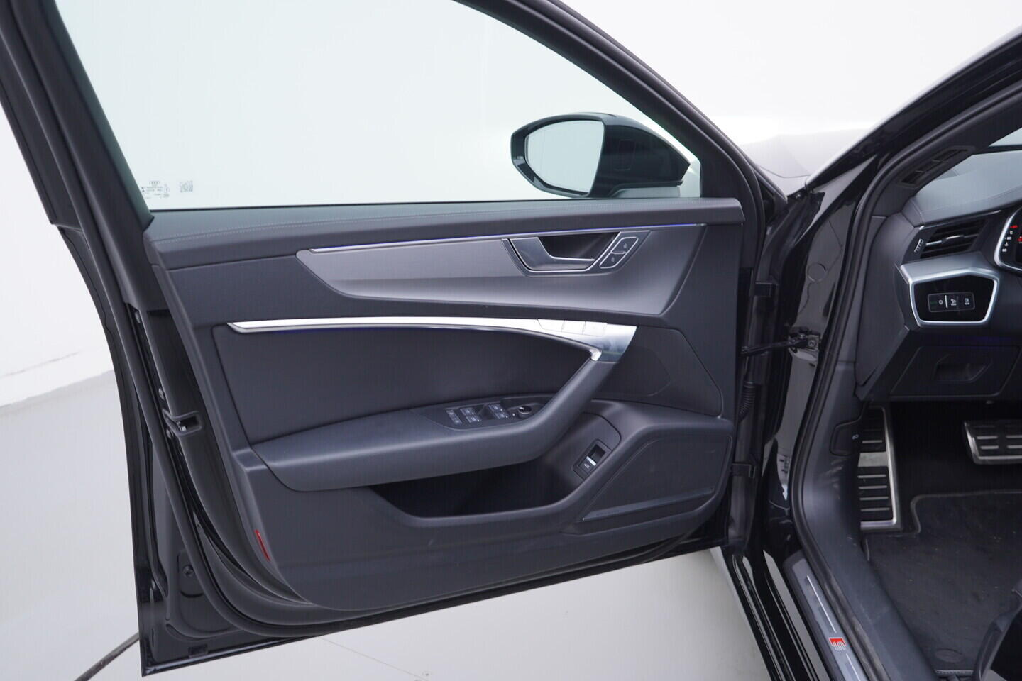 OV190V10543_19.webp_A6 AVANT S-Line 3.0 TDI 210 kW automat, DPH