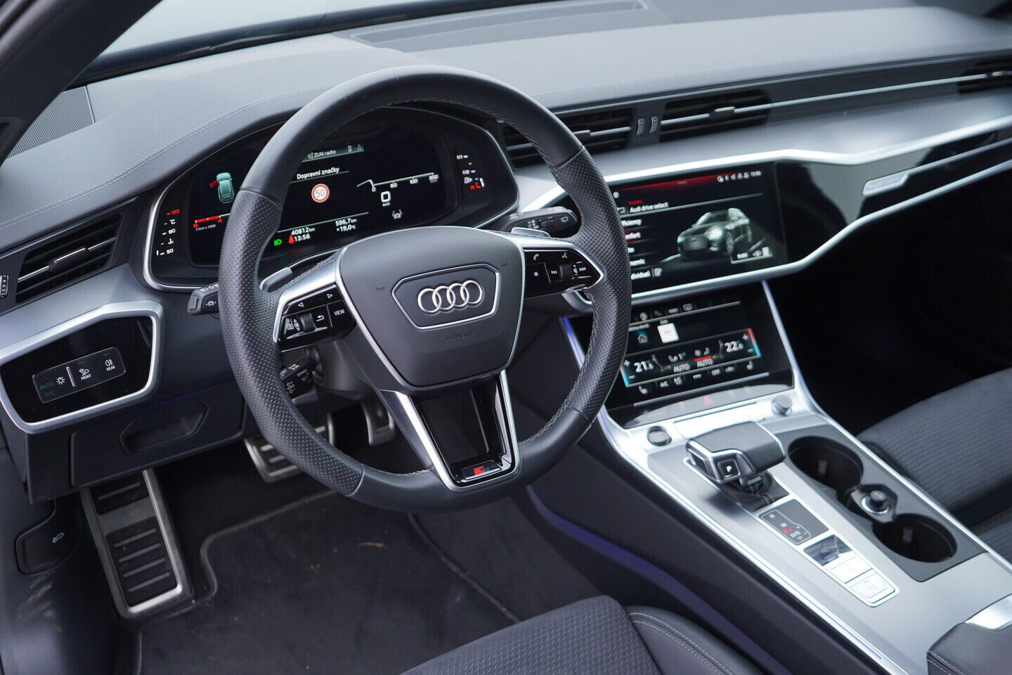 OV190V10543_23.webp_A6 AVANT S-Line 3.0 TDI 210 kW automat, DPH