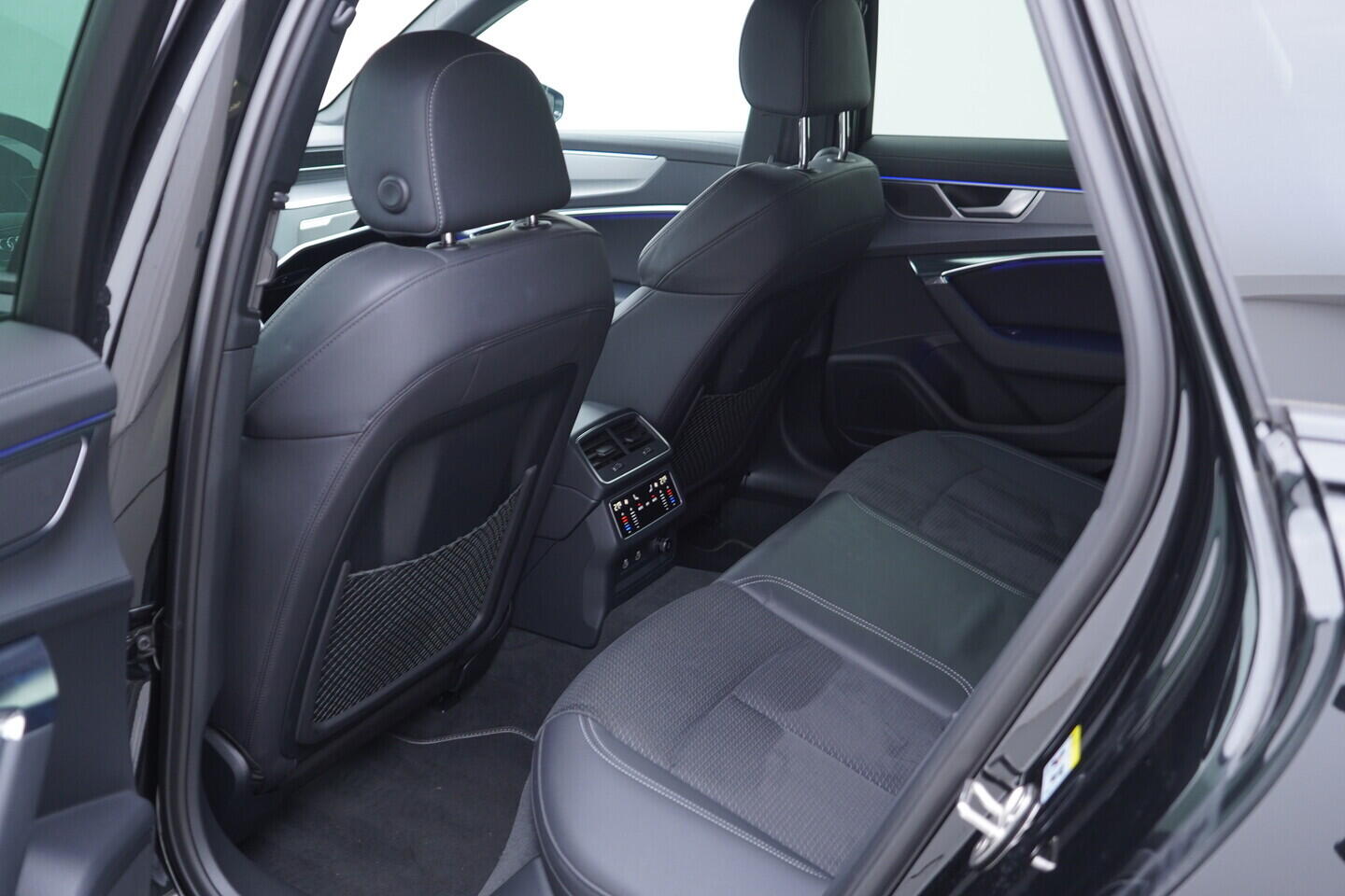 OV190V10543_41.webp_A6 AVANT S-Line 3.0 TDI 210 kW automat, DPH