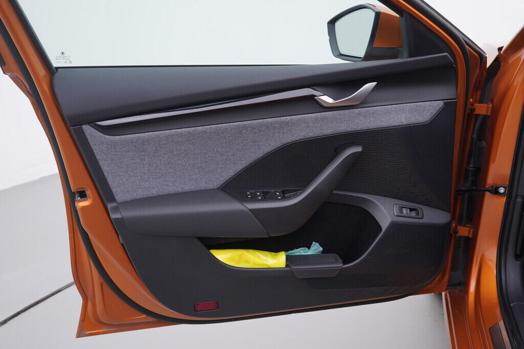 OV190V10547_19.webp_OCTAVIA Top Selection 1.5 TSI 110 kW automat, DPH