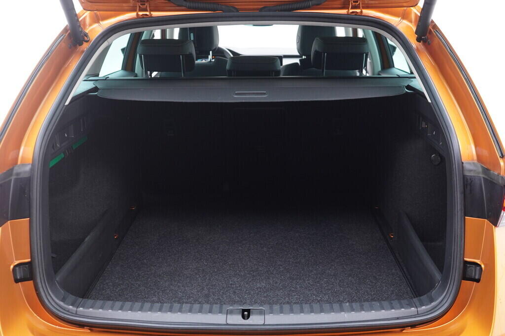 OV190V10547_39.webp_OCTAVIA Top Selection 1.5 TSI 110 kW automat, DPH