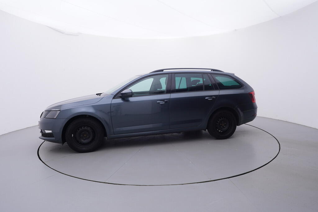 OV190V10549_11.webp_OCTAVIA Ambition 1.0 TSI 85 kW manuál, DPH