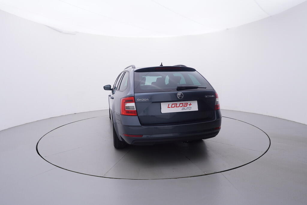OV190V10549_13.webp_OCTAVIA Ambition 1.0 TSI 85 kW manuál, DPH