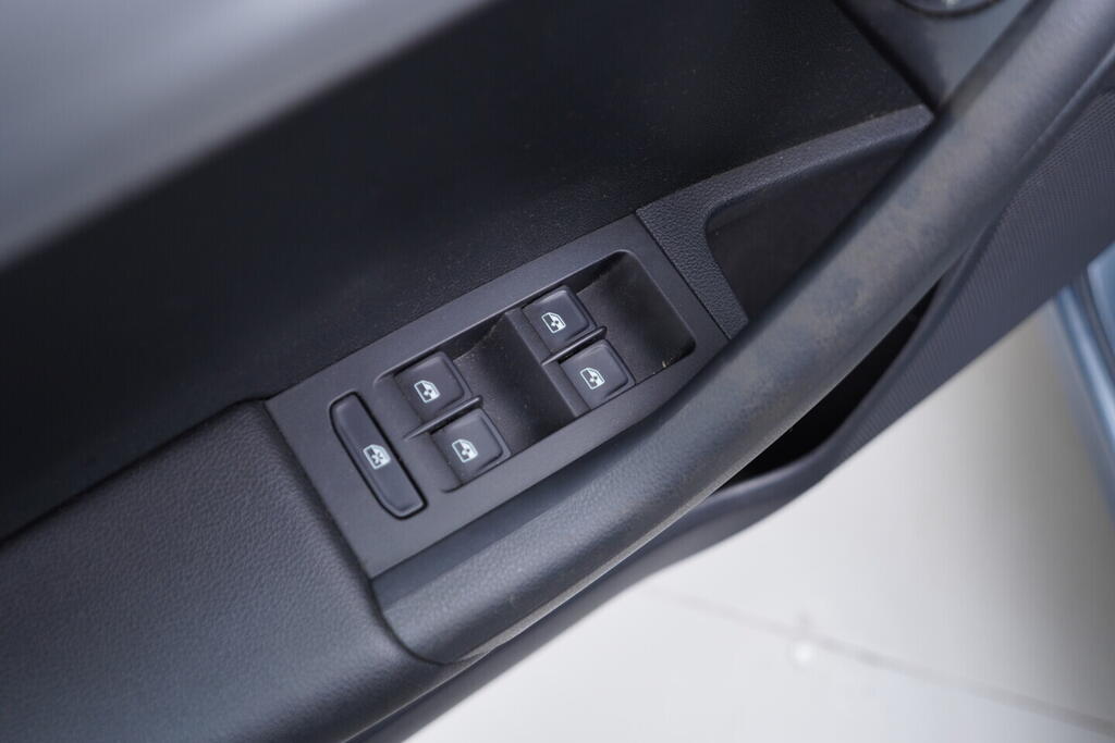 OV190V10549_20.webp_OCTAVIA Ambition 1.0 TSI 85 kW manuál, DPH